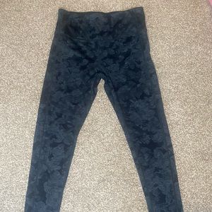 Camo leggings